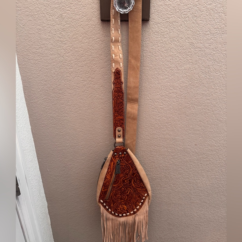 Leather Tooled Fringe Crossbody Bag in Tan and Brown - Picture 2 of 4